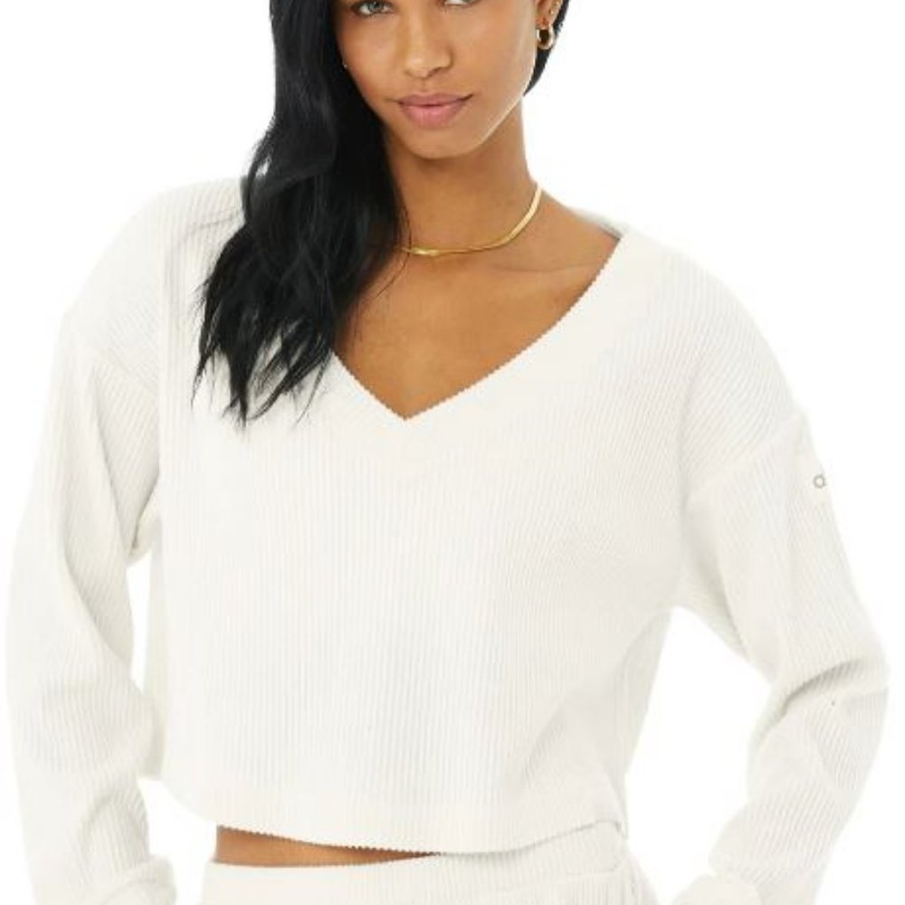 ALO ribbed v neck